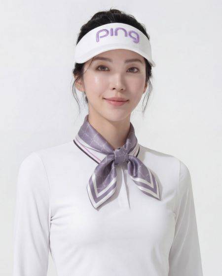핑골프 GLE4 드라이버나 아이언을 구매하면 선착순으로 여성용 스카프를 증정한다. 핑골프 제공