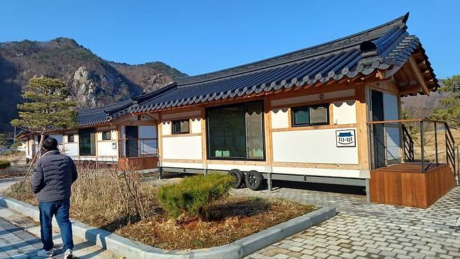 5월 문을 여는 직소천 야영장 내 한옥형 카라반