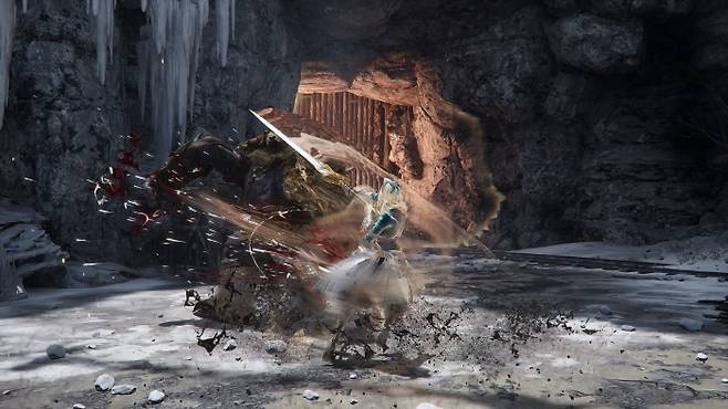 프리시전 액션을 사용하는 델리아. 스크린샷에서 느껴질 정도로 타격감이 좋다.