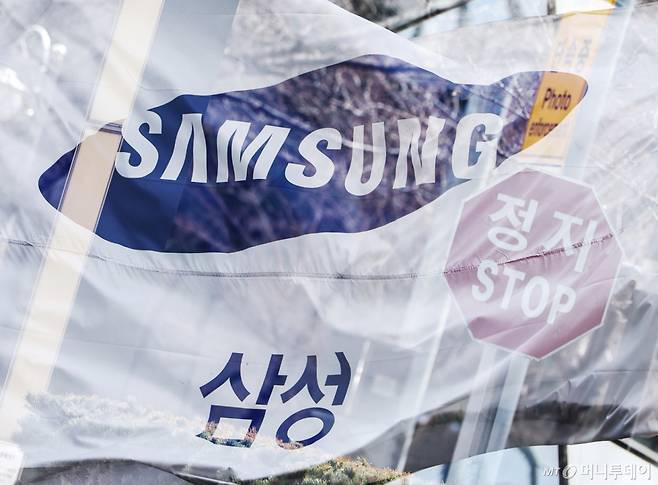 사진은 서울 서초구 삼성전자 사옥 모습. (다중노출) /사진=뉴스1