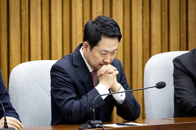 3월11일 장동혁 국민의힘 대표가 국회에서 열린 지역발전 인재 영입 환영식에서 생각에 잠겨있다. ⓒ시사IN 박미소