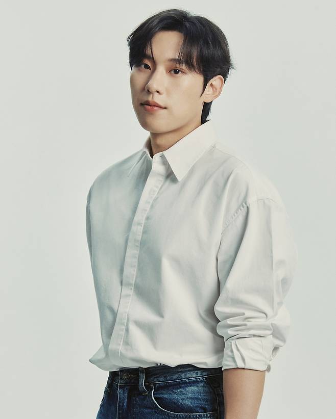 배우 김성철 스토리제이컴퍼니