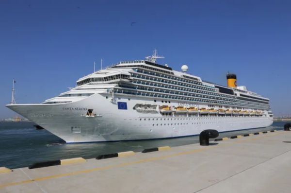해외 선사 코스타사의 '코스타 세레나' 크루즈.