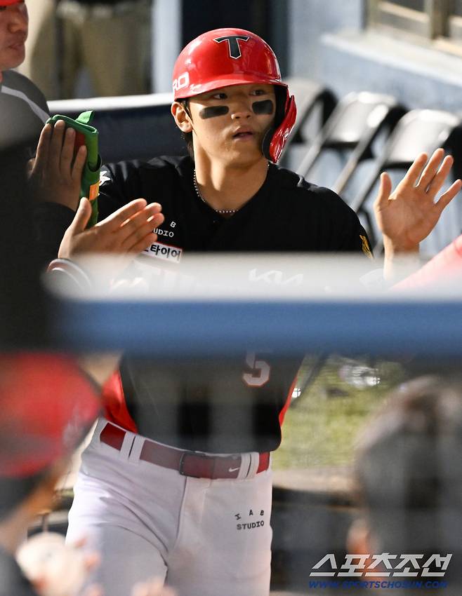 17일 잠실구장에서 열린 두산과 KIA의 경기. KIA 김도영이 득점하고 있다. 잠실=박재만 기자 pjm@sportschosun.com/2026.04.17/