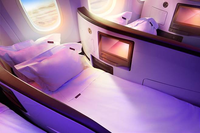 버진 애틀랜틱 항공이 운영하는 보잉 787-9 드림라이너 비즈니스 좌석인 어퍼 클래스. 사진 롯데관광