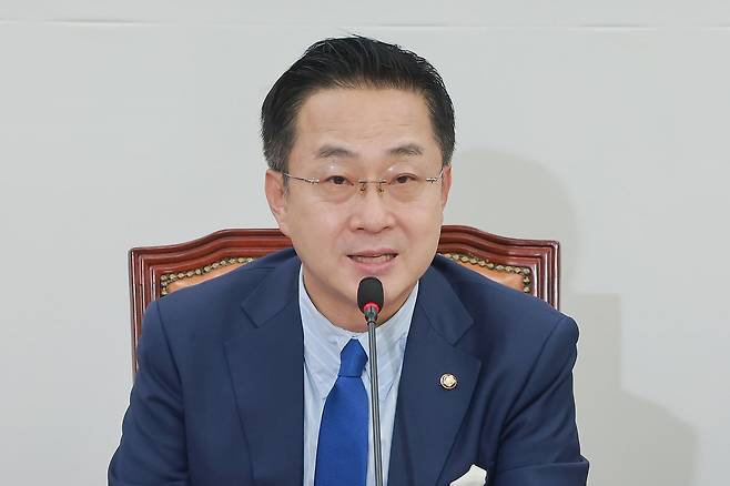 국회 윤석열 정권 정치검찰 조작기소 의혹 사건 진상규명 국정조사특별위원회 여당 간사인 더불어민주당 박성준 의원이 5일 국회에서 열린 특위 관련 기자간담회에 참석해 발언하고 있다. 연합뉴스