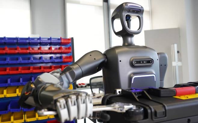 중국 베이징 창핑구 미래과학성로봇산업단지 내 월천방생(웨취안팡성)은 휴머노이드(인간형) 로봇 상용화의 핵심으로 꼽히는 로봇 손 개발에 주력하고 있다. 월천방생