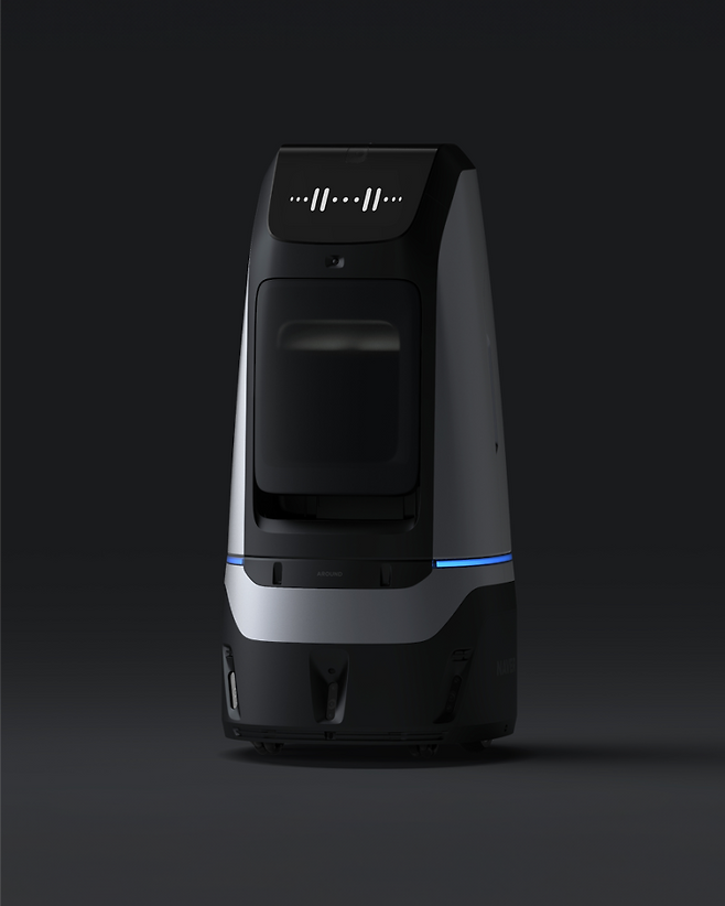 네이버 제2사옥 1784의 자율주행 서비스 로봇 ‘루키’. 네이버 주식회사 홈페이지 캡처