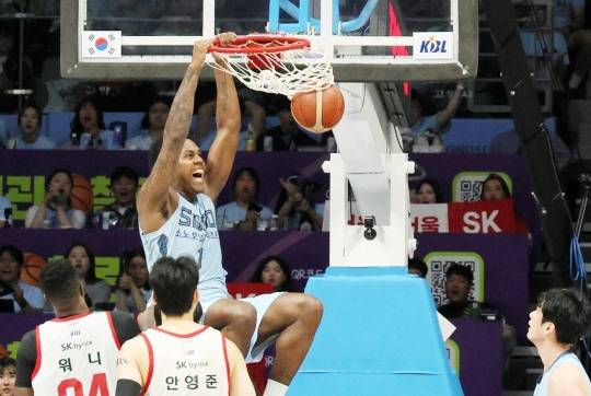 덩크슛 포효 나이트. / 사진=연합뉴스