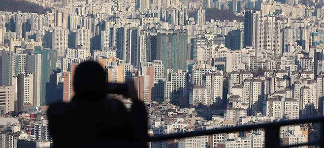 남산에서 바라본 서울 도심의 아파트 [이승환기자]