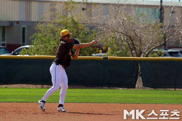 송성문은 재활 경기를 치르며 나쁘지 않은 성적을 냈지만, 부름을 받지 못했다. 사진= MK스포츠 DB