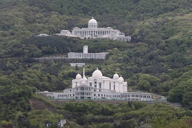 경기도 가평군 설악면 미사리로 인근 장락산에 있는 천정궁 ⓒ시사저널 임준선