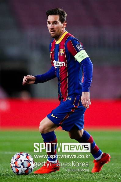 ▲ 바르셀로나에서 커리어 대부분을 보냈던 메시, 이제 바르셀로나 지역에 있는 UE 코르네야 팀을 인수하게 됐다. 코르네야의 체계적인 유스 시스템에 매료된 메시가 새로운 구단주로 부임해 유소년 발전 투자를 약속했다&nbsp;