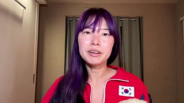 1984년 경남 통영에서 태어난 후 미국으로 입양된 문정현 씨