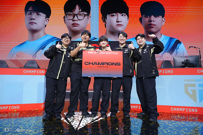 젠시티가 두 세트를 먼저 내주고도 대역전극을 완성하며 FTB 3연패를 달성했다.