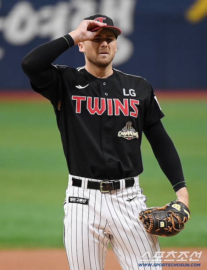 5일 서울 고척스카이돔에서 열린 LG-키움전. LG 선발투수 톨허스트가 투구를 준비하고 있다. 정재근 기자 cjg@sportschosun.com/2026.4.5/