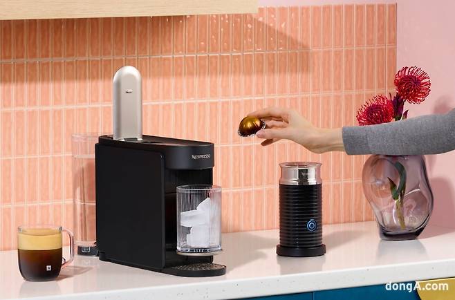 네스프레소 버츄오 업. 네스프레소 제공