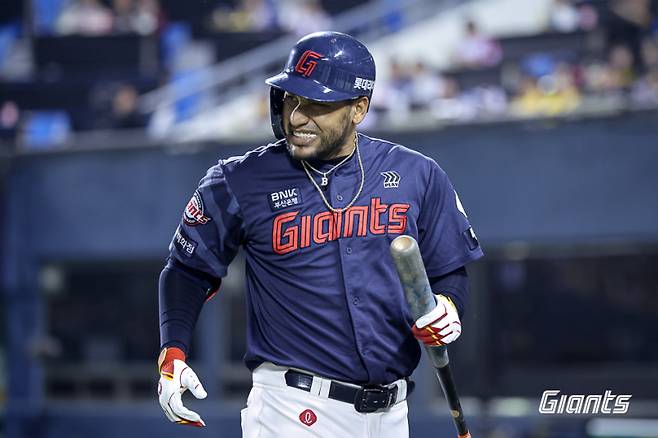 롯데 자이언츠 타선에서 홀로 고군분투 중인 빅터 레이예스. 사진=롯데 자이언츠