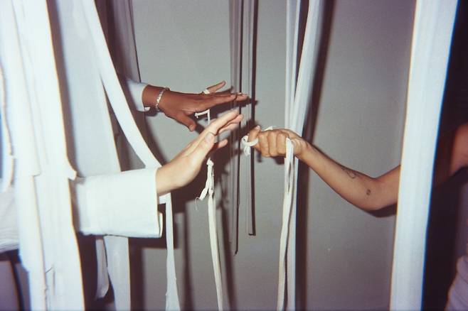 A scene from "remini,scent" produced by Pa:nStori (Pa:nStori, Kim Chae-song)