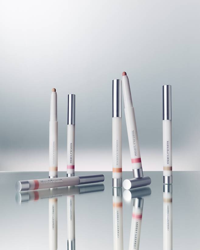 하트퍼센트의 다양한 색조 화장품(더플러스인터렉티브 제공)