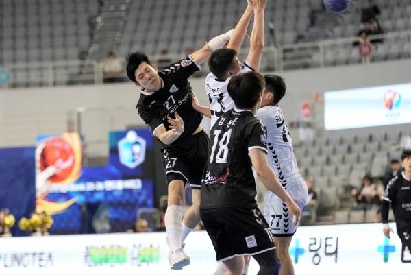 사진 충남도청 유명한 점프슛