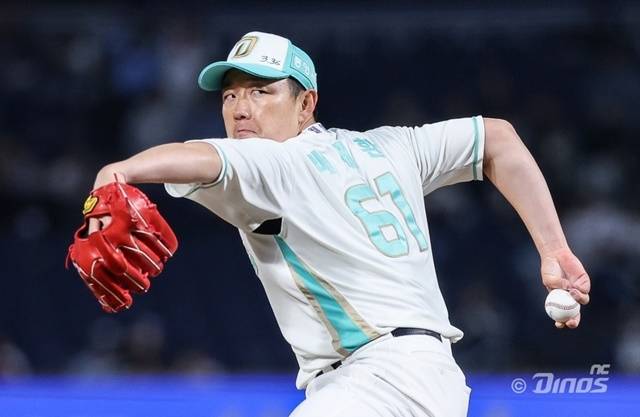 배재환은 19일 SSG전에서 구원승을 챙겼다. 사진=NC 제공