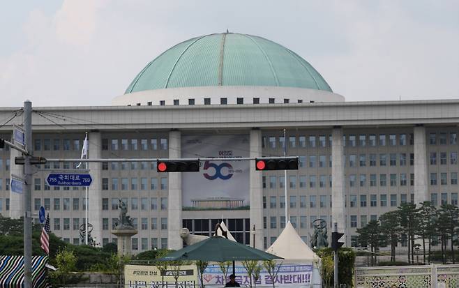 [서울=뉴시스] 김명년 기자 =서울 여의도 국회의사당. 2025.08.31. kmn@newsis.com /사진=김명년