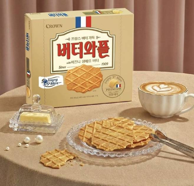 [서울=뉴시스] 크라운 버터와플, 프리미엄 에디션 이즈니생메르 와플 출시(사진=크라운제과) *재판매 및 DB 금지