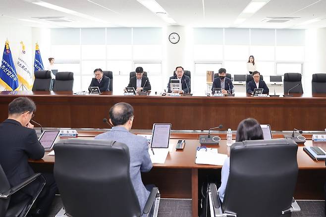 19일 국민체육진흥공단(KSPO)에 따르면, KSPO는 서울 방이동 올림픽회관에서 투명 경영 실천과 내부통제 내실화를 위한 ‘제1차 내부통제 위원회’를 지난 15일 개최했다. 국민체육진흥공단 제공