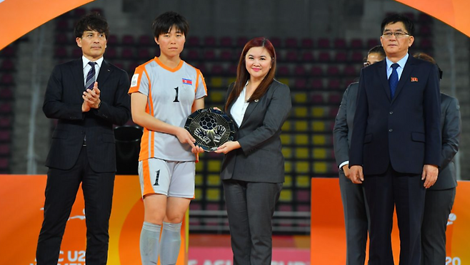 ▲ 북한은 이번 대회 조별리그 3경기와 토너먼트 2경기까지 무려 25골을 몰아치면서 단 한 골도 허용하지 않았다. 사노 헤더 득점은 북한의 이 대회 첫 실점이었다. 동시에 이 한 골이 우승을 가르는 결정타가 됐다. ⓒ 아시아축구연맹