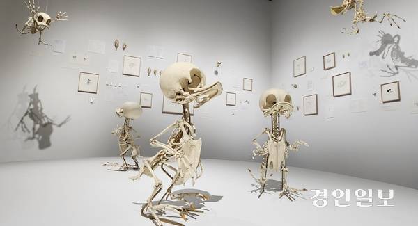 곽인탄, 안태원, 우한나, 이형구 동시대 조각가 4인의 전시 ‘변신 연습’이 열리고 있는 인천아트플랫폼 현장. 2026.4.20 /김성호기자 ksh96@kyeongin.com