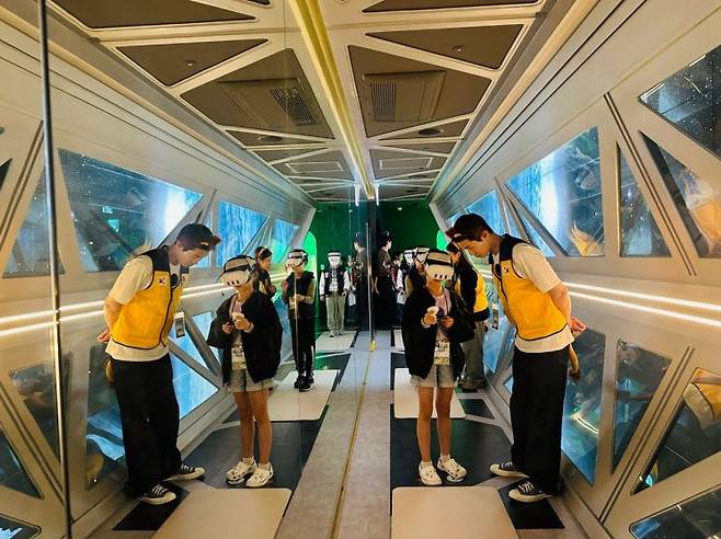 강남미래교육센터 체험 프로그램을 운영 중인 모습. 강남구 제공.