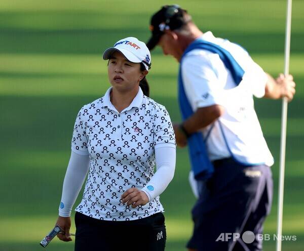 윤이나, 황유민, 고진영, 이미향, 최운정, 전인지, 이정은6, 이동은, 김효주, 최혜진 프로와 함께 2026년 미국여자프로골프(LPGA) 투어 JM이글 LA 챔피언십에 출전한 김세영 프로가 3라운드 선두로 우승 경쟁에 뛰어들었다. 사진제공=ⓒAFPBBNews = News1 (사진을 무단으로 사용하지 마십시오.)
