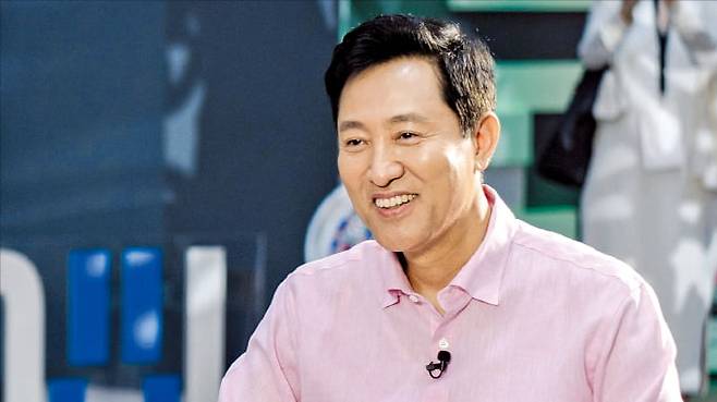 오세훈 서울시장이 지난 18일 국민의힘 서울시장 후보로 선출됐다. 오 시장은 19일 K등산을 핵심 관광 콘텐츠로 육성하기 위한 구상을 밝혔다. 서울시 제공