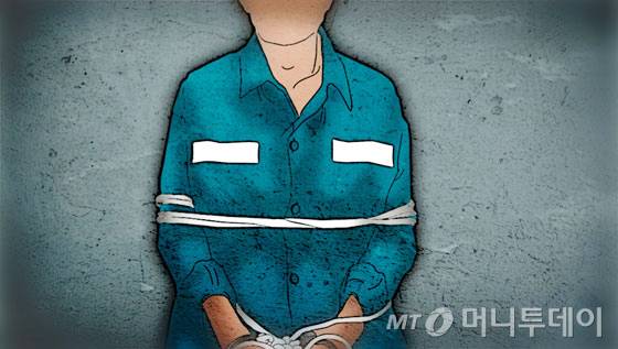 성범죄로 복역하고 출소하고도 또다시 흉기로 여성을 위협해 성폭행한 남성이 항소심에서도 중형을 선고받았다./삽화=임종철 디자인기자