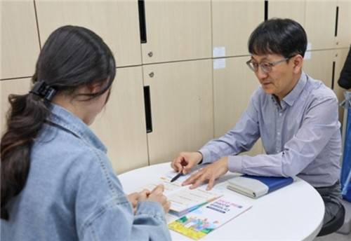 이종근 진도군 귀농귀촌팀장 [진도군 제공]