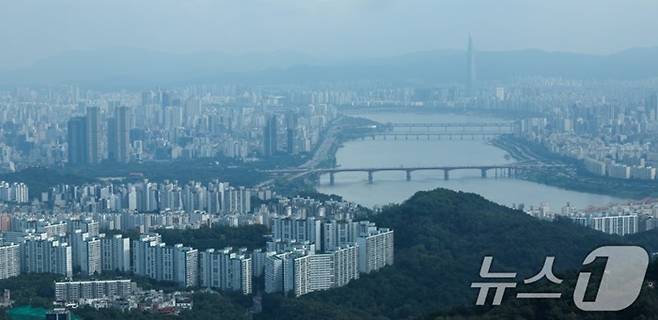 남산N서울타워에서 보이는 서울 시내 전경/사진제공=뉴스1