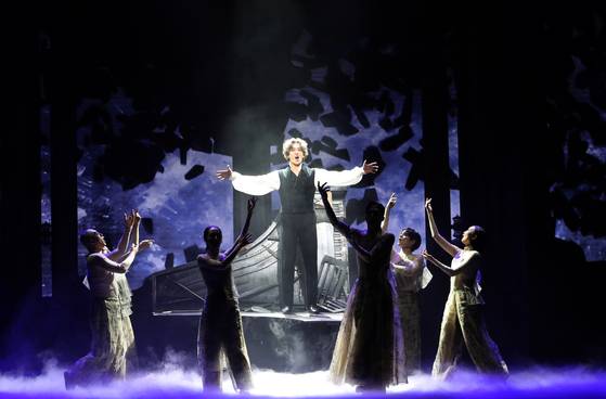 지난 2023년 뮤지컬 ‘베토벤’ 초연 모습. 올해 6월 개막하는 ‘베토벤’ 재연에 대해 제작진은 ‘베토벤 2.0’ 이라고 명명했다. 뉴스1