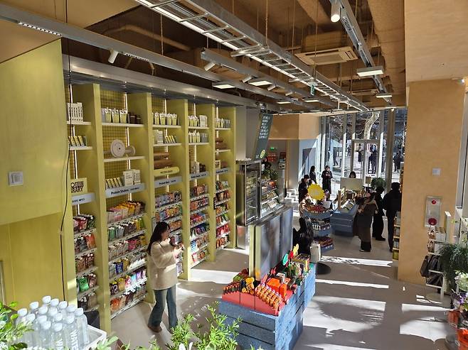 ‘올리브베러 광화문점’ 매장 내부 모습. 사진=박수림 기자