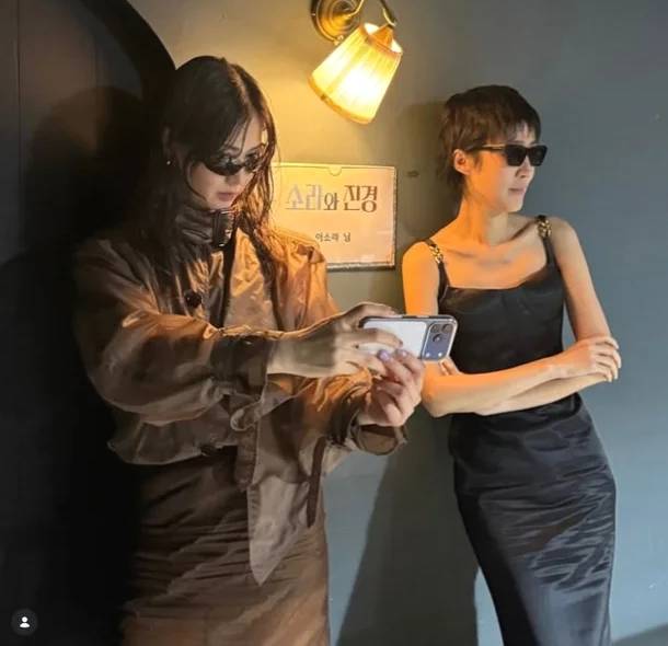 모델 이소라가 고(故) 최진실이 떠난 뒤 연락이 끊겼던 홍진경과 15년 만에 함께하는 소감을 전했다. /사진=이소라 인스타그램