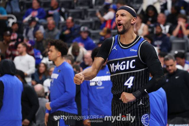 석스가 승리 후 포효하고 있다. /게티이미지코리아