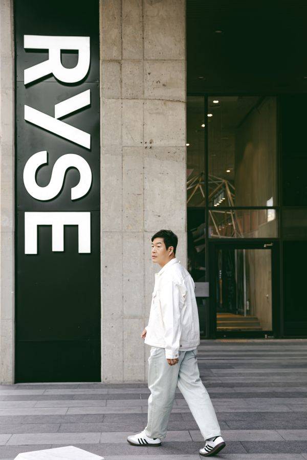 22년 경력의 호텔리어인 함종우 총지배인은 호텔을 하나의 콘텐츠로 바라보고 있다