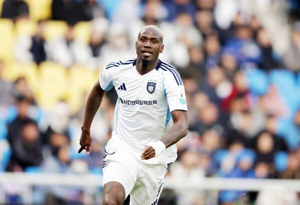 '2골 1도움' 말컹, K리그1 8라운드 MVP…울산HD, 5-1 대승 주역...사진은 울산HD 말컹.(사진제공=울산HD)