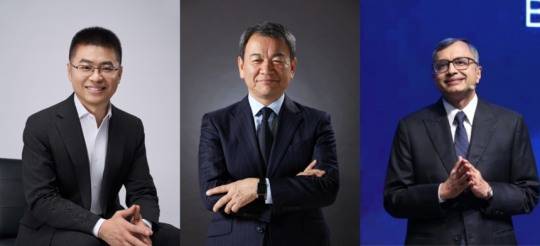 왼쪽부터 리펑강 베이징현대 총경리, 시메기 토시유키 현대모빌리티재팬 법인장, 타룬 가르드 인도법인장. / 사진=현대차