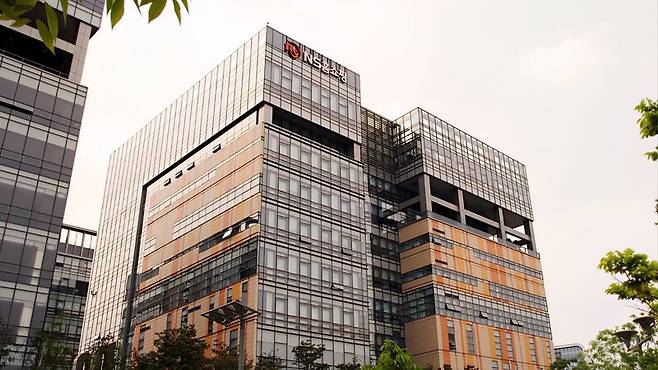 성남 분당구에 위치한 엔에스(NS)홈쇼핑 사옥. 엔에스홈쇼핑 제공