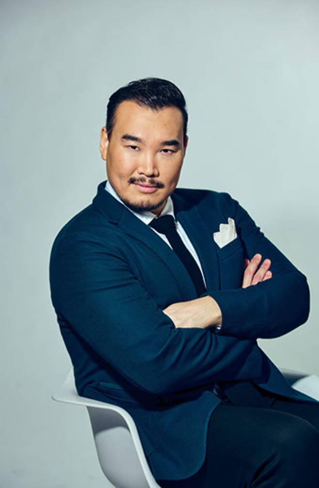 오페라 '투란도트'에서 칼라프 역을 맡은 테너 김영우. /사진출처. 예술의전당.