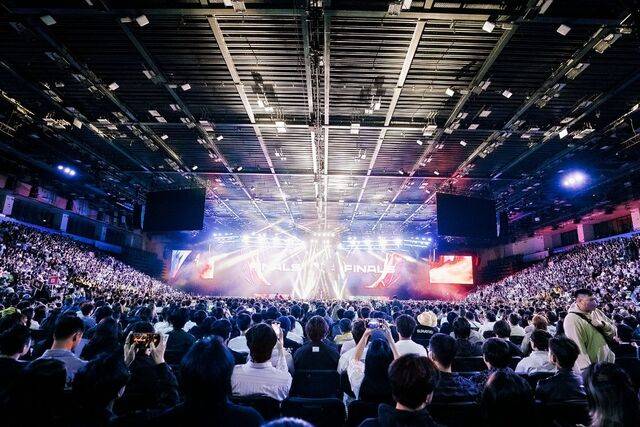 지난 3월 홍콩에서 개최된 LCK컵 결승전 로드쇼 현장 풍경. 3일간 카이탁 아레나에 2만명의 팬들이 찾아 만석을 이뤘다. 라이엇 게임즈 제공