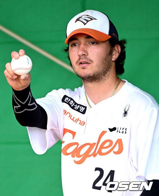 [OSEN=최규한 기자] 한화 오웬 화이트 2026.02.21 / dreamer@osen.co.kr