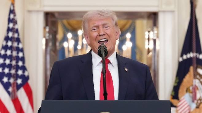 2026년 4월 1일(현지시각) 미국 백악관 크로스 홀에서 도널드 트럼프 대통령이 이란 전쟁에 대해 연설하고 있다. EPA 연합뉴스