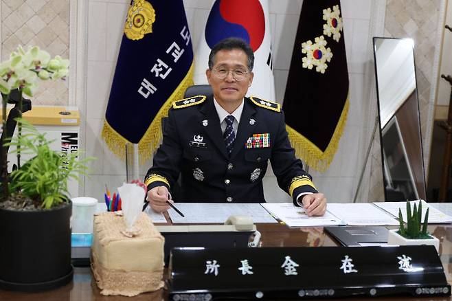 김재술 대전교도소장이 법의날 인터뷰를 통해 교정시설의 수용환경과 의료처우, 변화한 수용자 현황에 대해 설명하고 선진 교정을 위해 지역사회의 관심과 참여를 당부했다. &nbsp;(사진=이현제 기자)